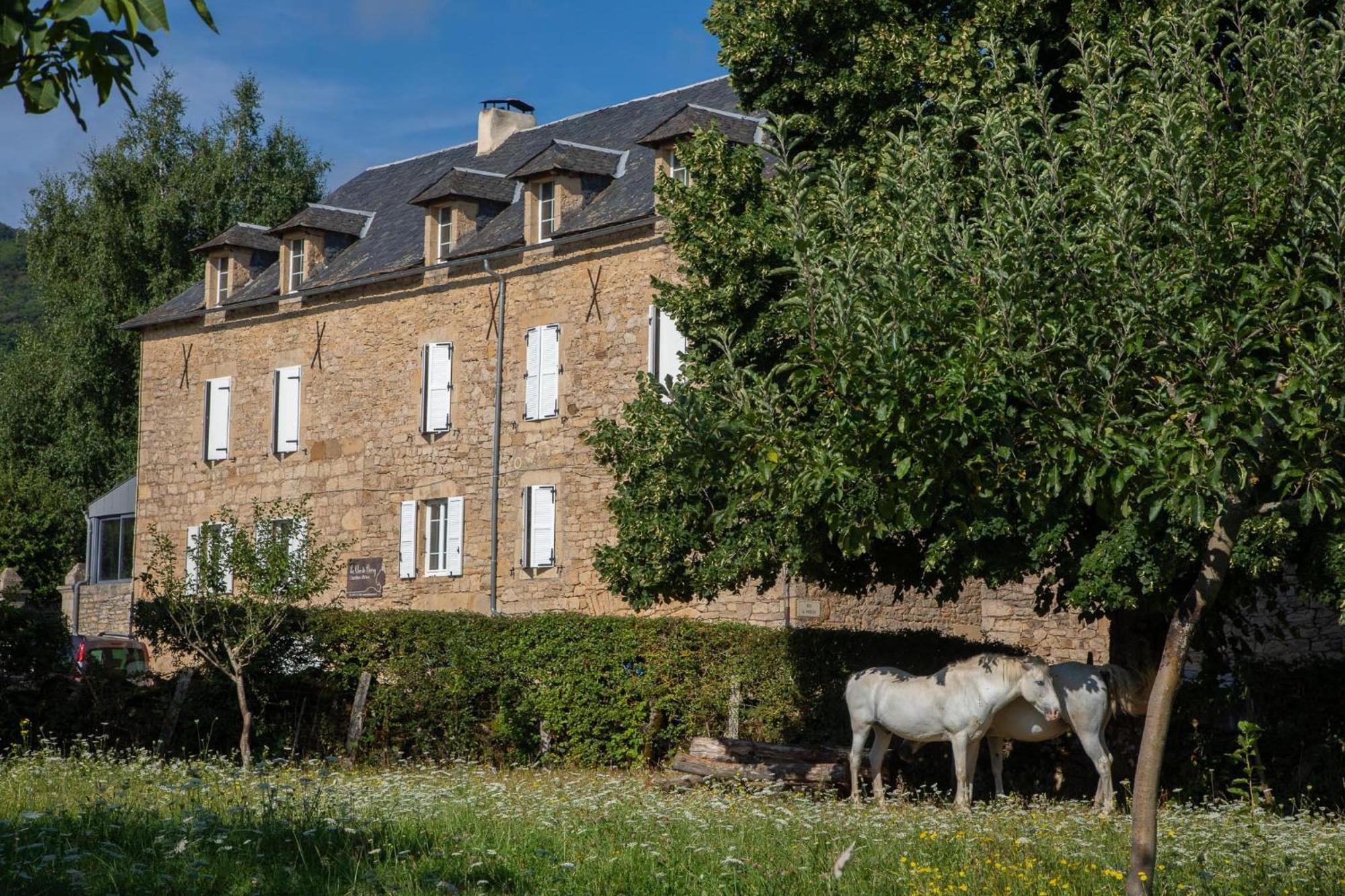 Le Clos Du Barry Sévérac-lʼÉglise Eksteriør bilde